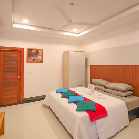 Hotel Aqua Blu Thoddoo Esterno foto